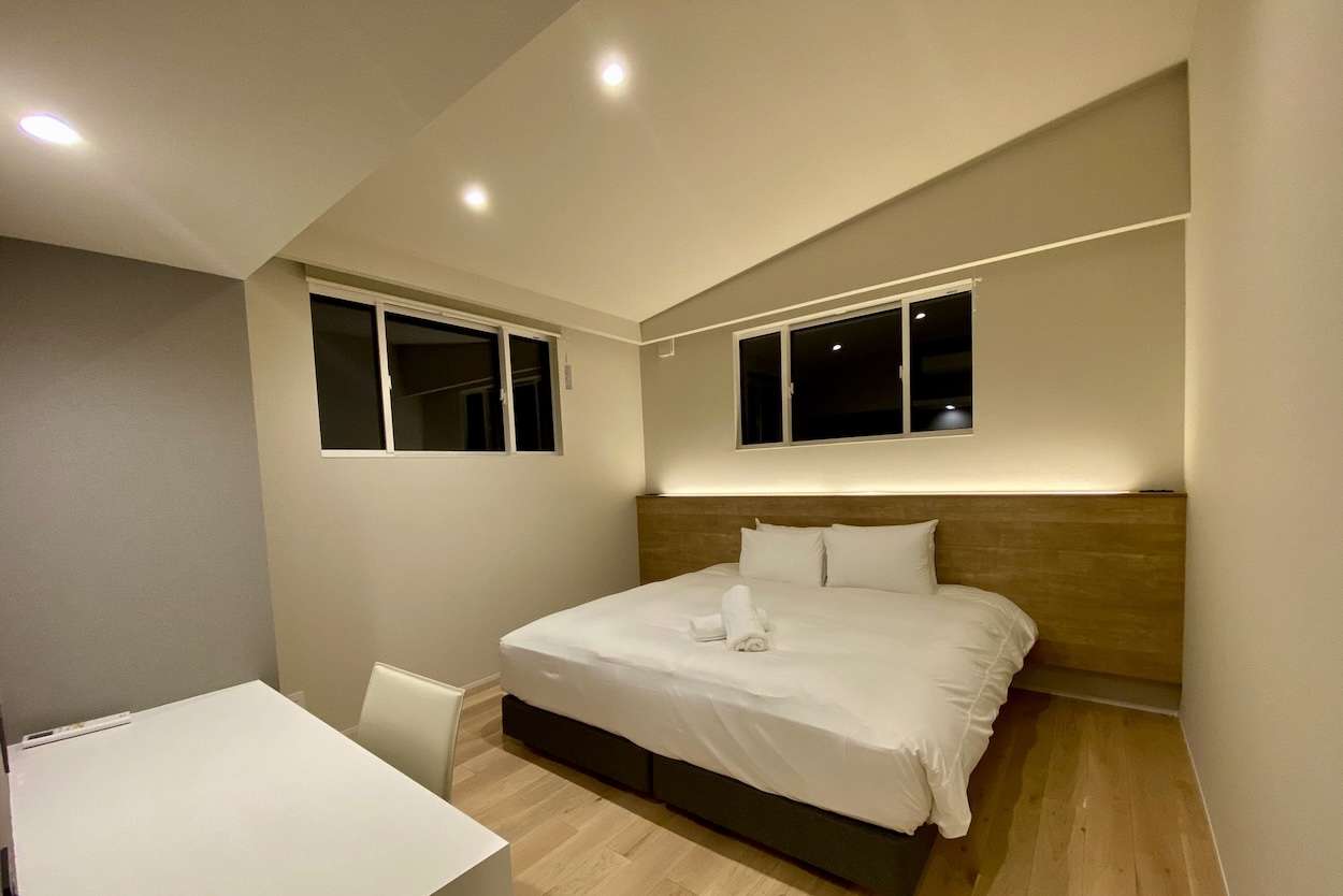 Villa Kyla Luxury Accommodation Chalet 5 Bedroom Chalet-103