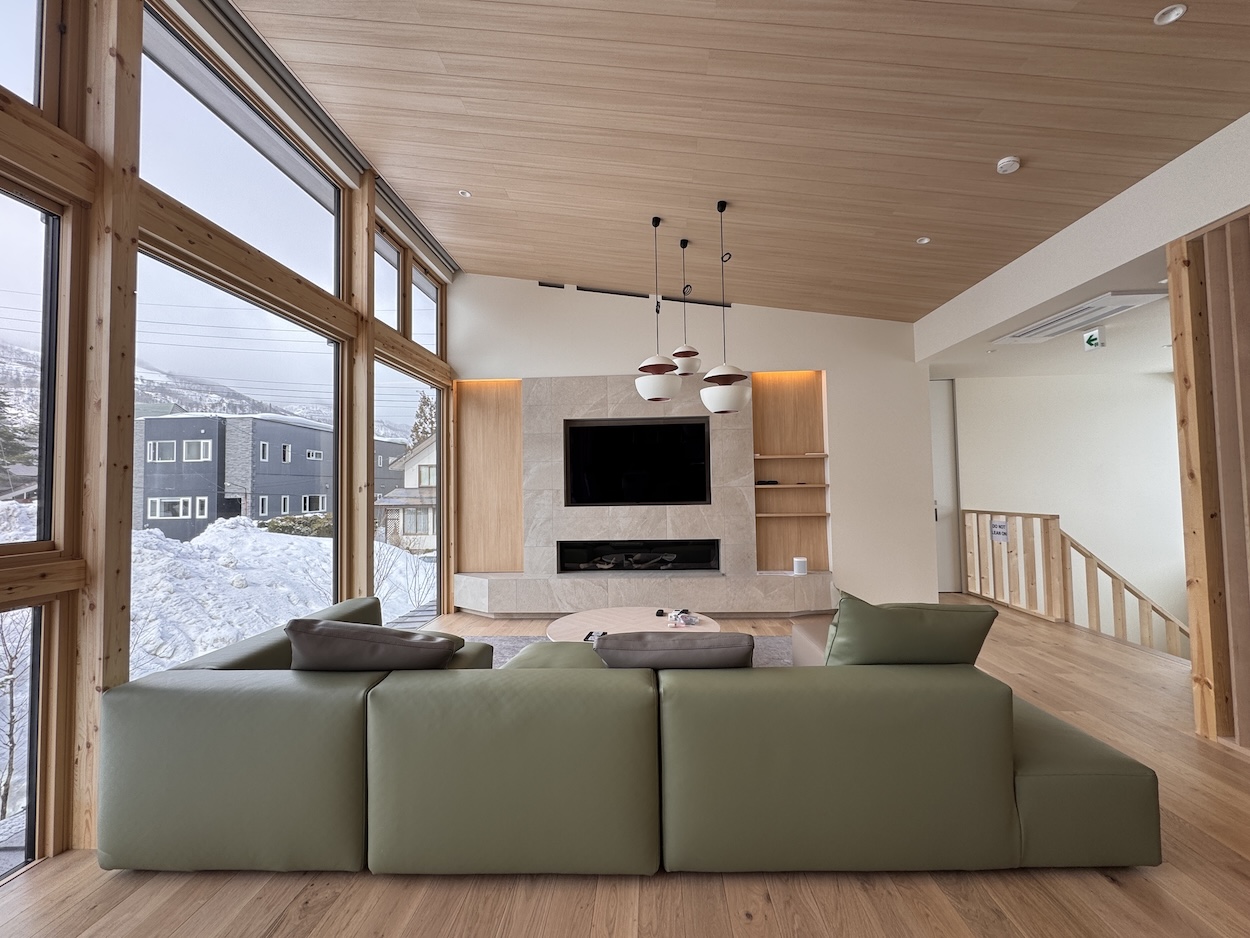 Villa Kyla Luxury Accommodation Chalet 5 Bedroom Chalet-115