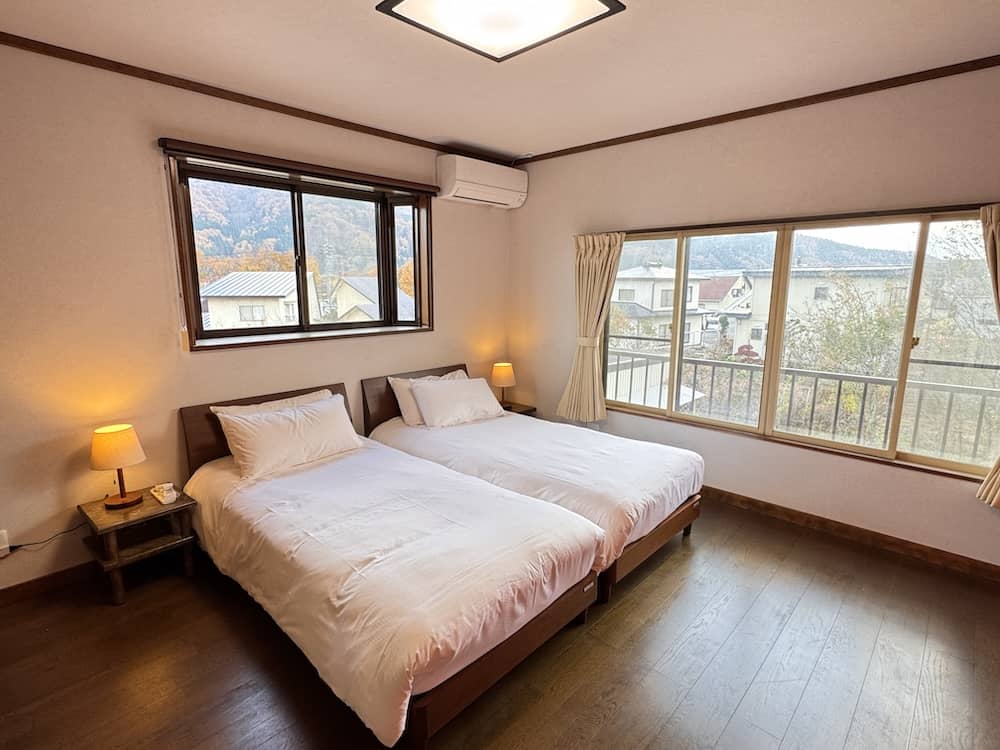 5 Peaks Accommodation 4 Bedroom Chalet-117
