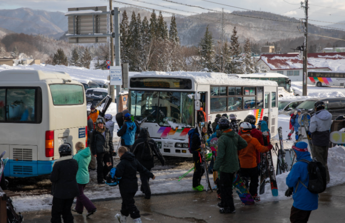 Skiing in Hakuba - getting around